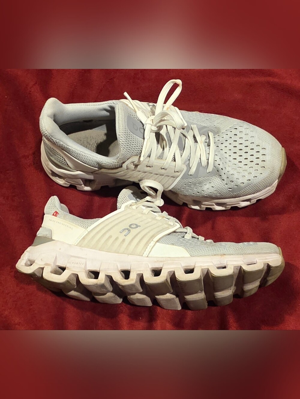On Cloudswift athletic running shoes